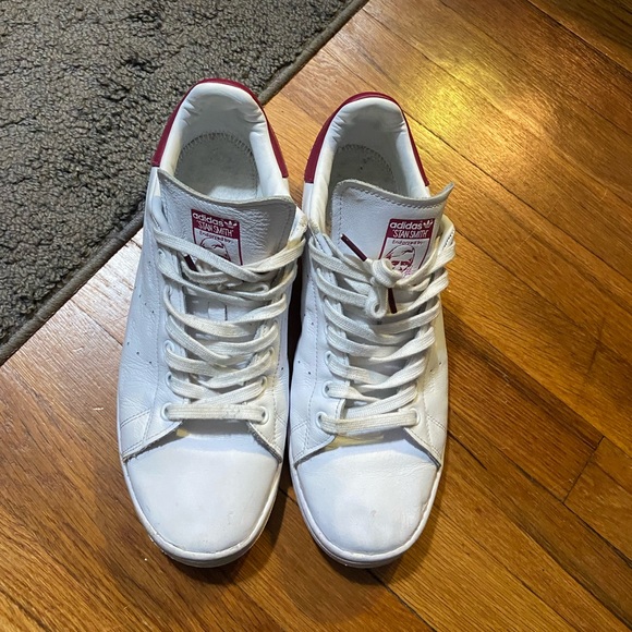 Mens Adidas White Sneakers - Picture 3 of 6